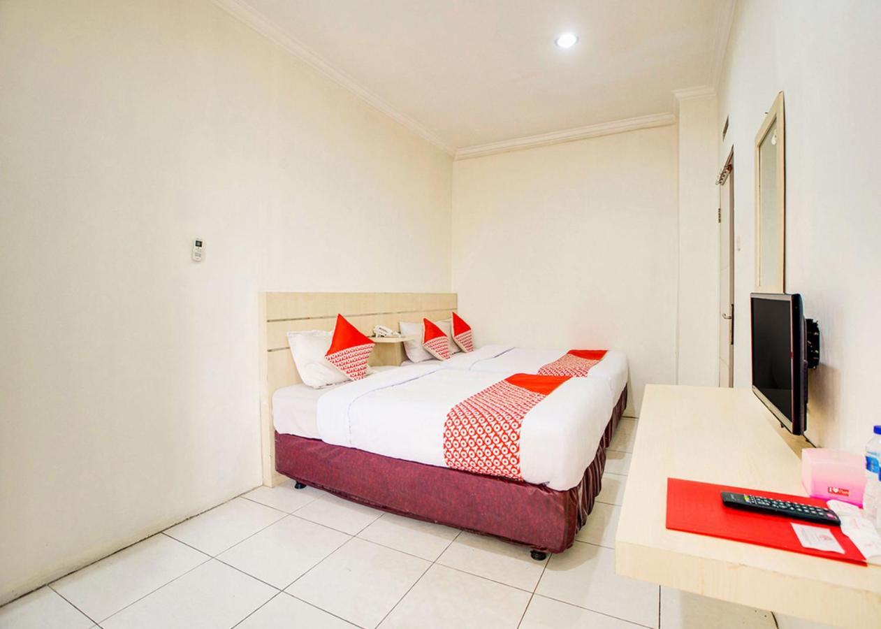 Oyo 2554 Hotel Arimbi Lama Dewi Sartika Бандунг Экстерьер фото